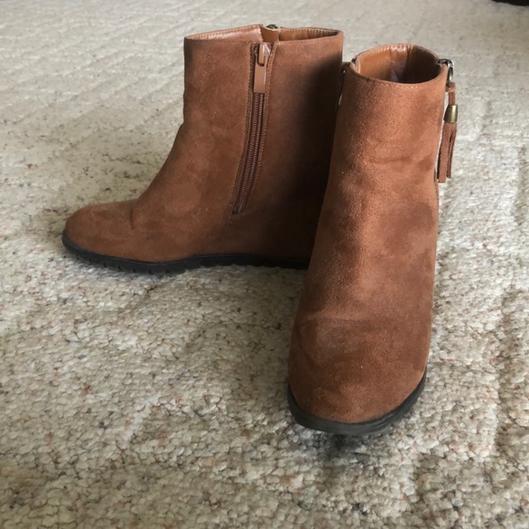 Just Fab booties - Picture 4 of 9